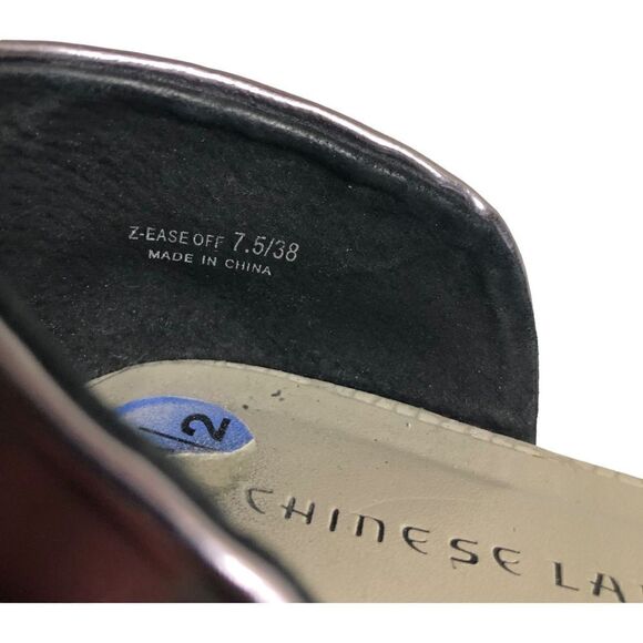 CHINESE LAUNDRY Light Gray Snake Pattern Pointed Flats - Picture 11 of 11